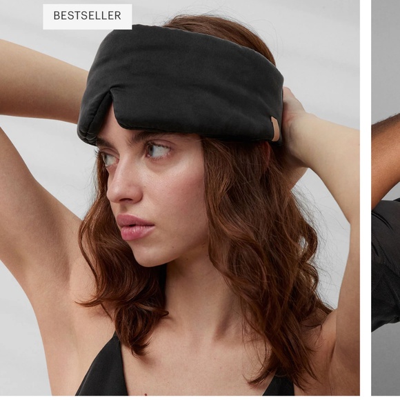 LUNYA BNIB Washable Silk Sleep Mask in Immersed Black Size S - Picture 1 of 5